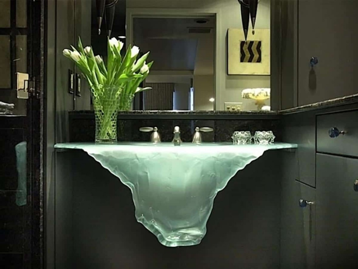 extraordinary-glass-bathroom-sink-waterfal-effect-contemporary-bathroom-furniture (1)