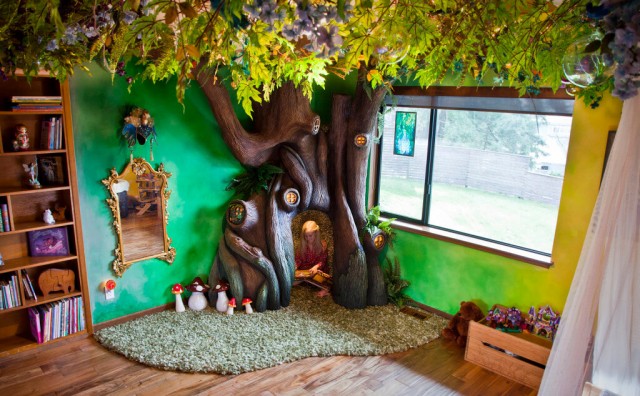 Отец превратил комнату дочери в невероятный сказочный домик на дереве