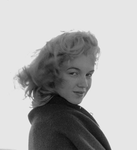 Marilyn-Monroe-1946 рис 19