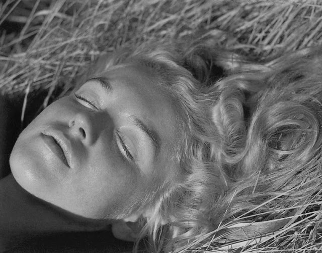 Marilyn-Monroe-1946 рис 6
