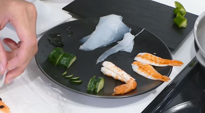kak-sdelat-sushi рис 11