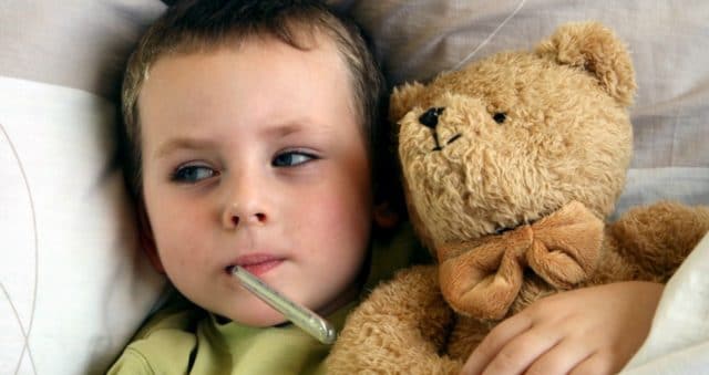 Растим малыша-крепыша!) 7 самых действенных способов укрепить иммунитет у ребенка