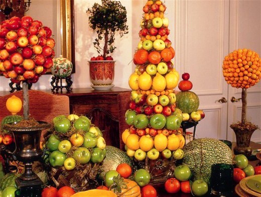 Осеннее дерево счастья: делаем топиарий из фруктов, учитывая секреты от флористов