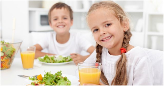 Чем накормить ребёнка? ТОП-5 самых любимых детских завтраков, полезных и вкусных одновременно)