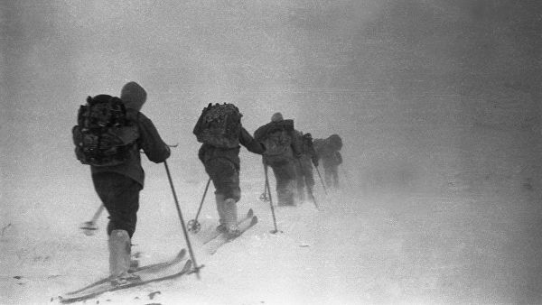 лыжники в тумане