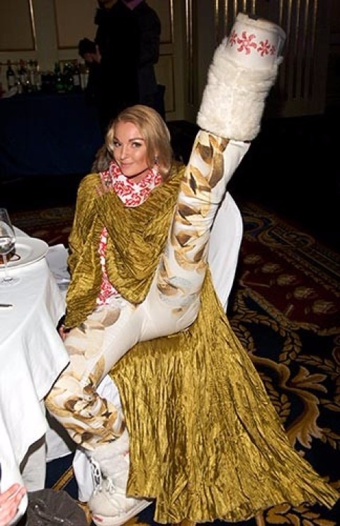 Эпатажная Анастасия Волочкова и ее 15 сногсшибательно странных нарядов Шоу-бизнес,Анастасия Волочкова,балерина,звёздные наряды,странные наряды