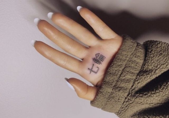 9 нелепых тату с японскими иероглифами, которые неправильно перевели Юмор,тату,татуировки,юмор,японский язык