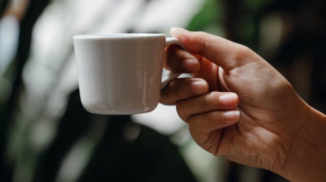 Зелёный кофе: действительно ли он помогает похудеть и его свойства